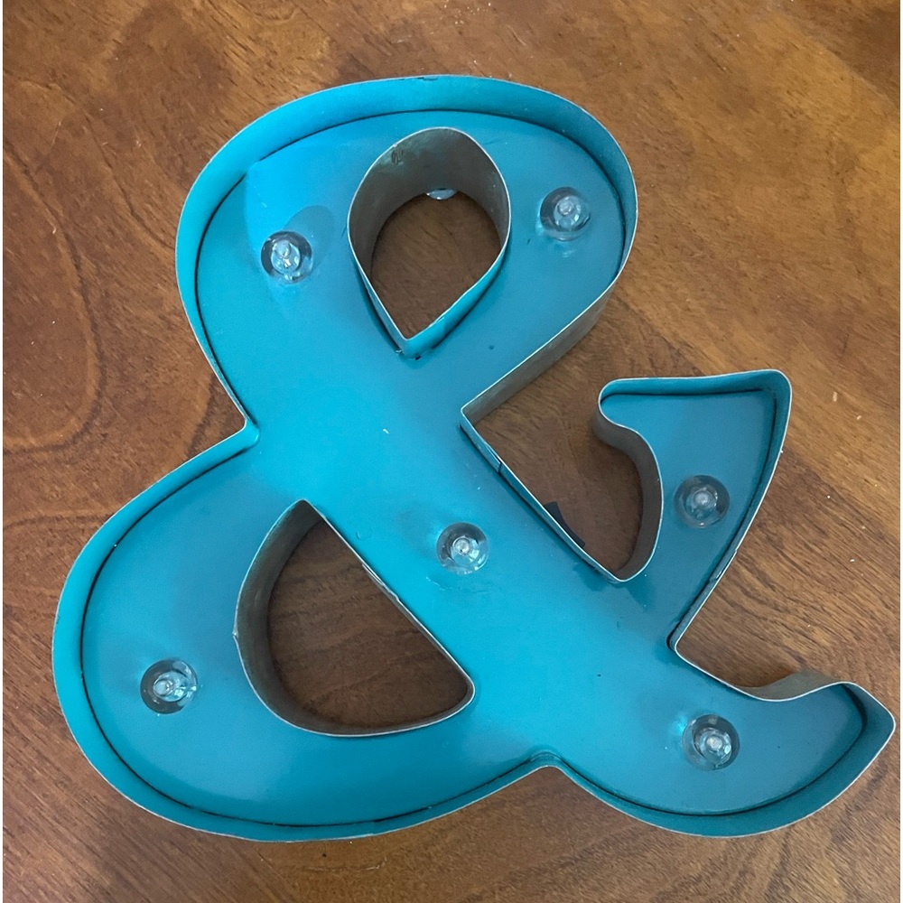 Light up & ampersand sign by apothecary